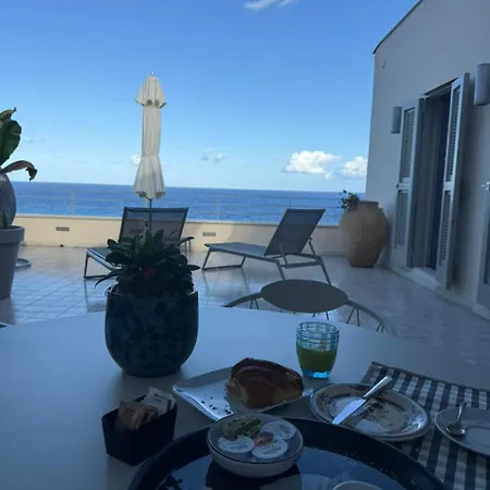 Guest house Casaforno1638 Tropea